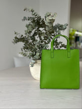 Load image into Gallery viewer, GREEN LEATHER HANDBAG
