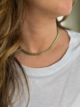 Load image into Gallery viewer, GOLDEN CHAIN NECKLACE RENEE
